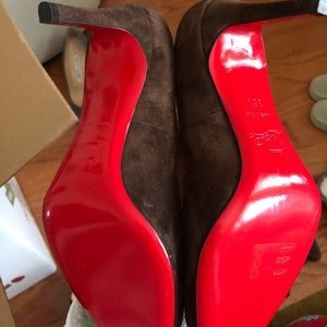 CL shoes. New. Size 35.5